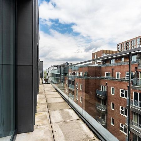 City Living Penthouse Apartment With Parking Manchester Exteriör bild