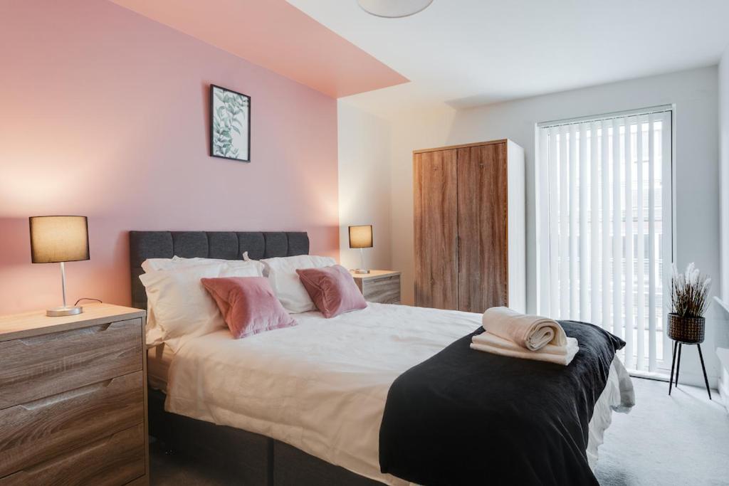 City Living Penthouse Apartment With Parking Manchester Exteriör bild